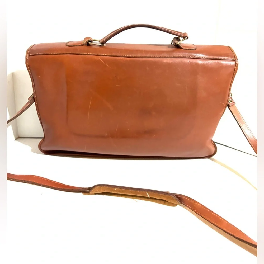 Coach unisex Classic Brown Leather messenger Bag